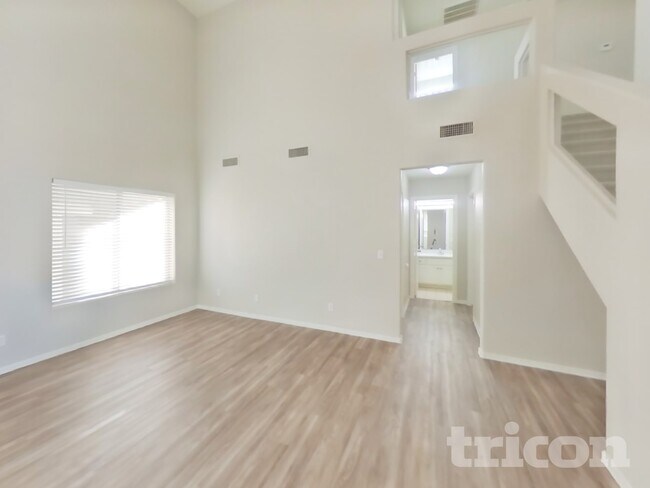 Building Photo - 3816 Crema Ct