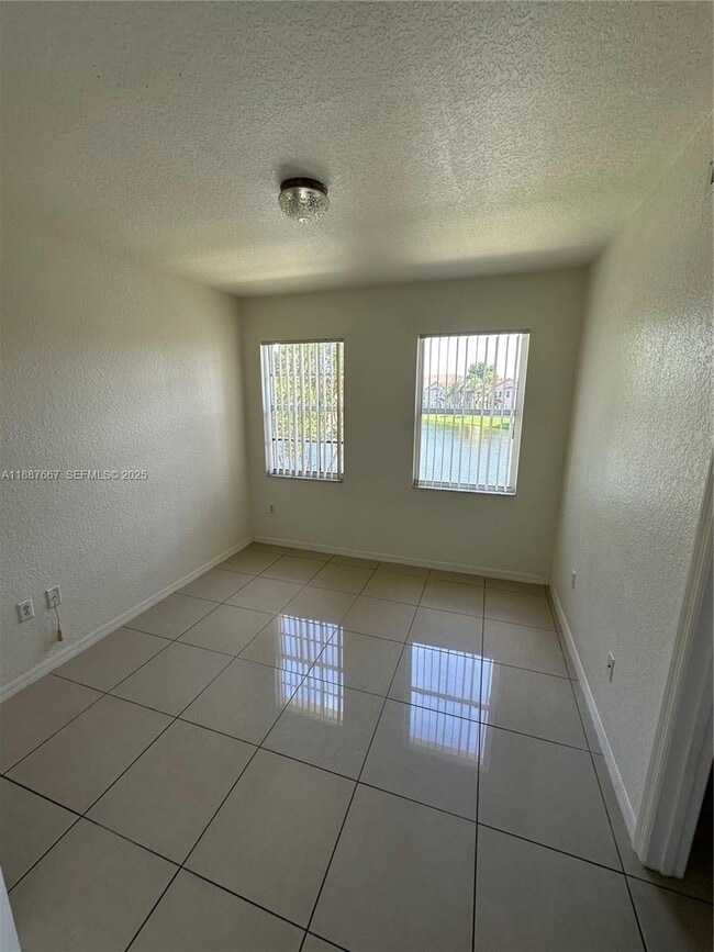 Foto del edificio - 2303 Belmont Ln