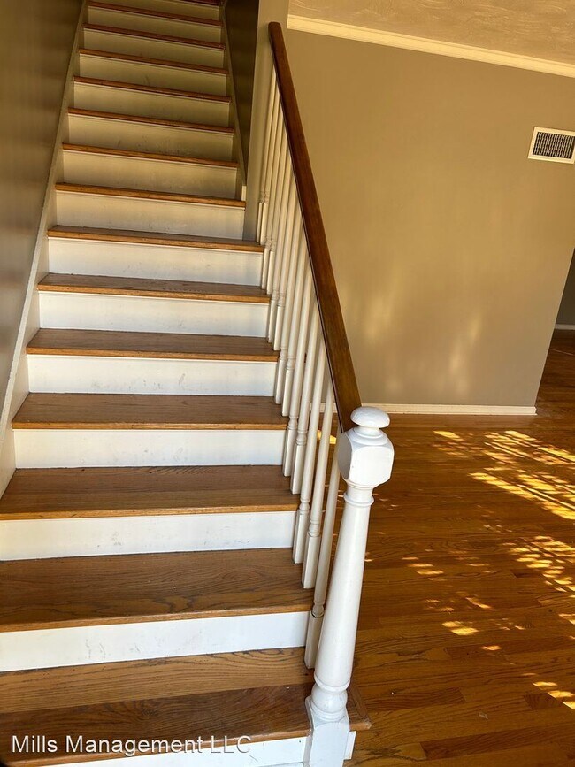 Foto del edificio - 3 br, 2 bath House - 2710 Laurel St