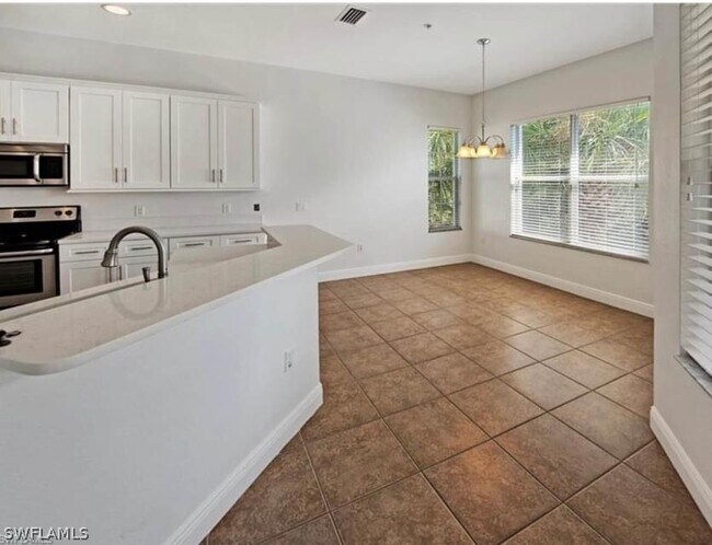 Building Photo - 17491 Old Harmony Dr