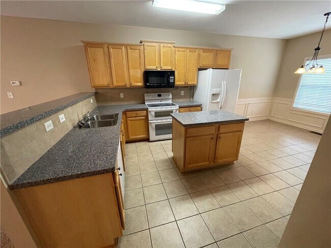 Foto del edificio - 2207 Pebble Beach Dr