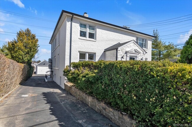 Building Photo - 71 Haven Ave