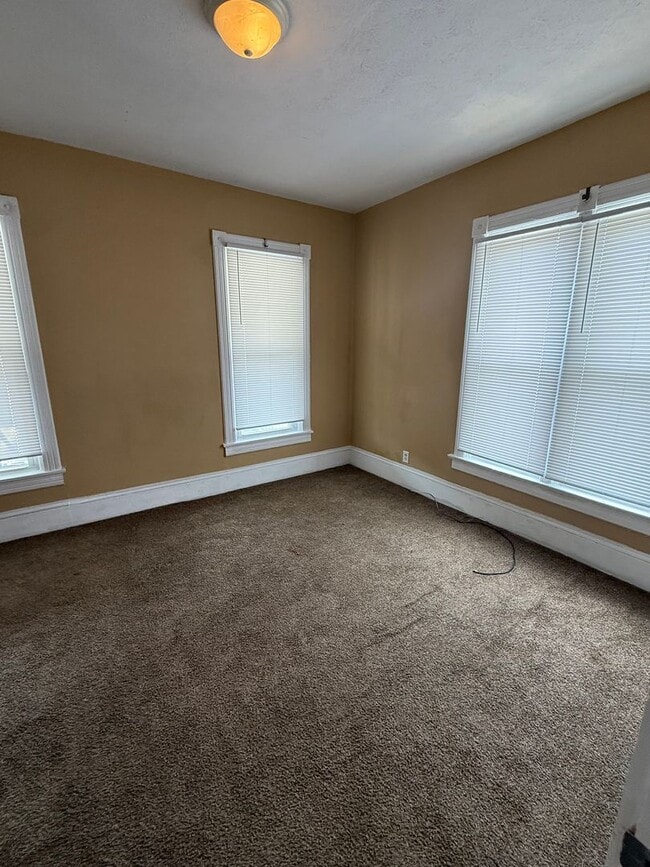 Foto del edificio - 1303 E Jackson St