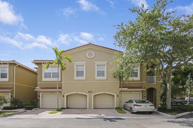 Foto del edificio - 4890 Bonsai Cir