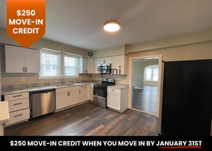 Building Photo - 1204 Manhattan St