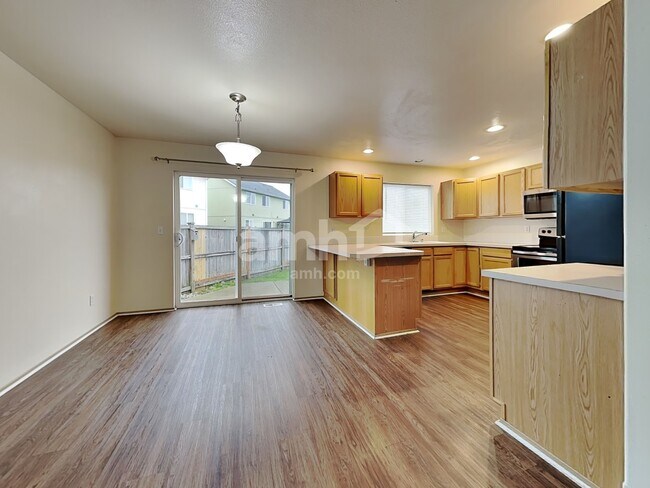 Foto del edificio - 16419 Sundance Ave SE