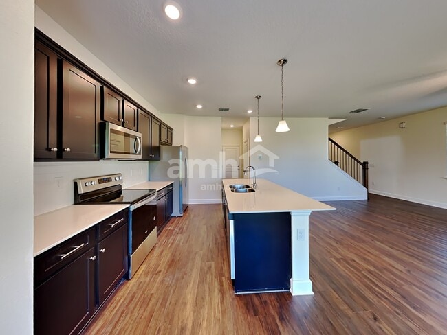 Building Photo - 2109 Saffron Walden Dr