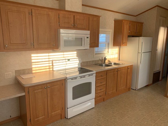 Foto del edificio - 2580 NE Indian River Dr