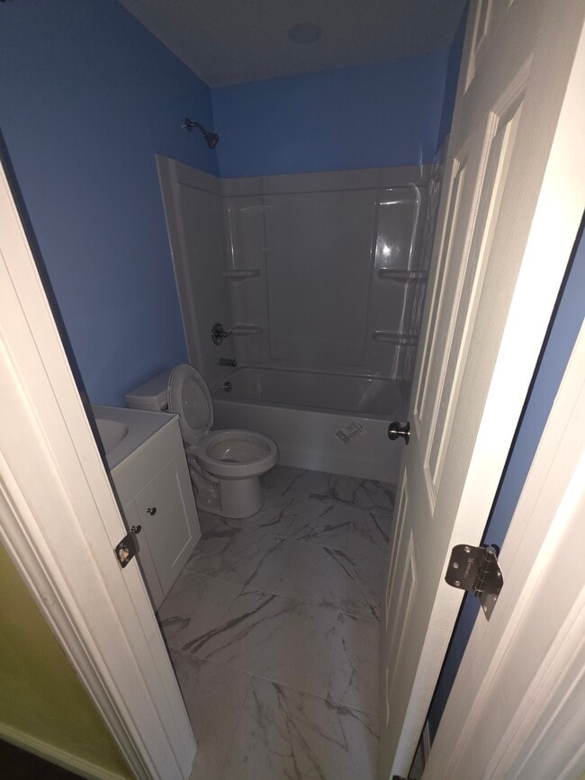 Building Photo - 1120 Brookstone Rd