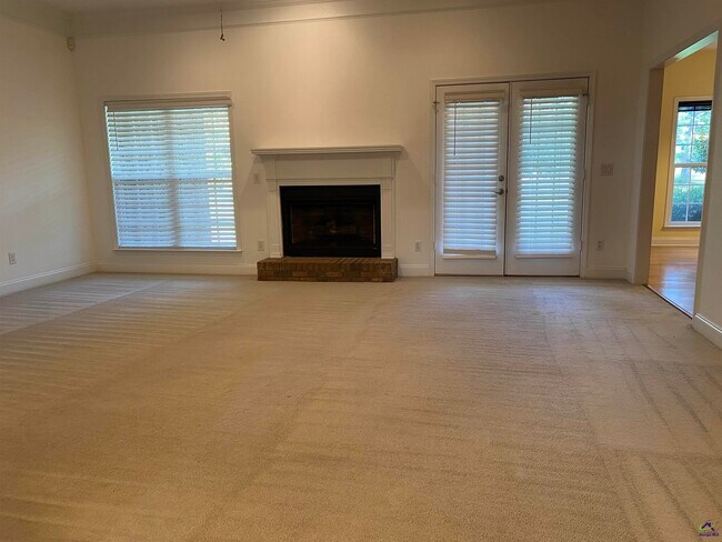 Foto del edificio - 408 Stathams Way