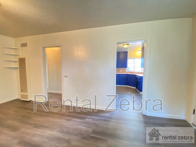 Foto del edificio - 1246 W 19th St