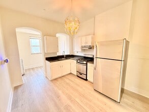 Building Photo - 1311 N Downing St