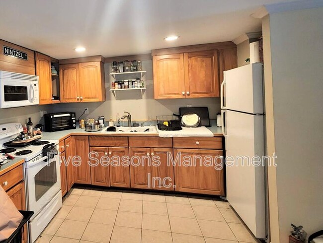 Building Photo - 65-67 Intervale Avenue - 1