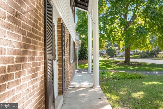 Building Photo - 7223 Reservation Dr