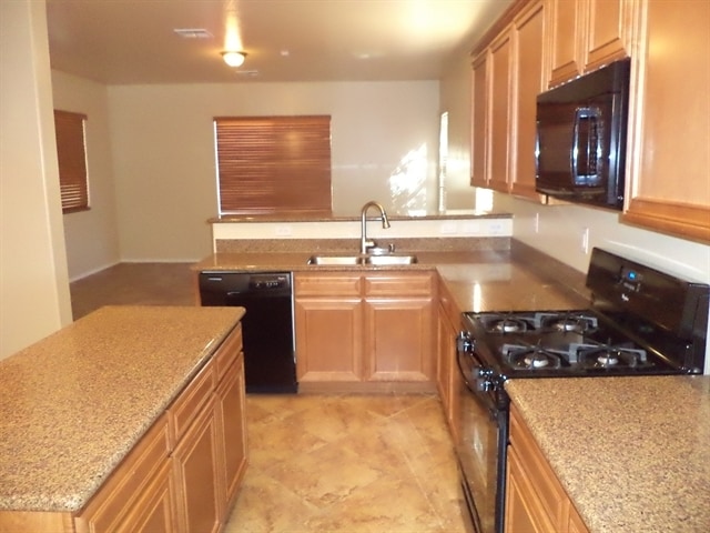 Building Photo - 4508 W Donner Dr