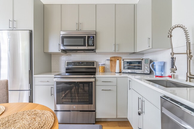 Foto del edificio - 5109C Phinney Ave N