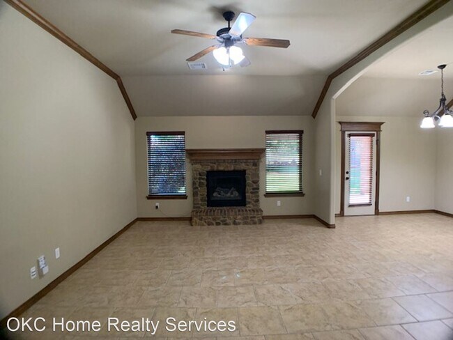 Foto del edificio - 3 br, 2 bath House - 12048 SW 13th Street