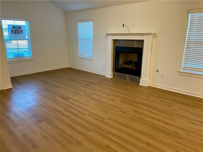Building Photo - 5773 W Holdcroft Dr