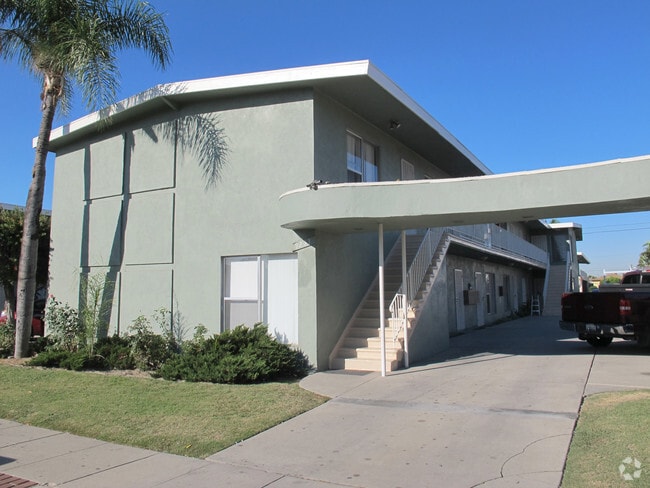 Building Photo - 9301 San Miguel Ave