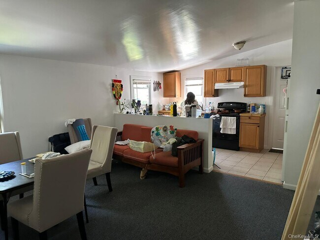 Foto del edificio - 56 Millspaugh Ln