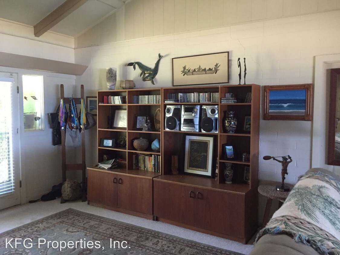 84-525 Upena St, Waianae, HI 96792 - House Rental in Waianae, HI |  Apartments.com