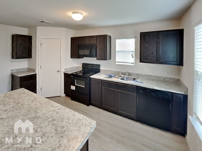 Foto del edificio - 9531 Apple Ridge Ln