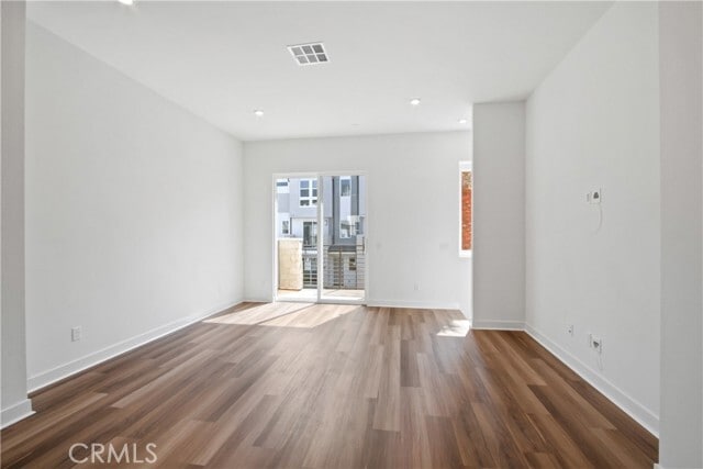 Building Photo - 1410 W Bushell St