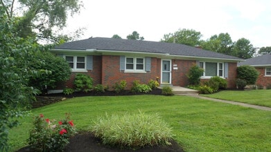 Building Photo - 402 Mohawk Trail