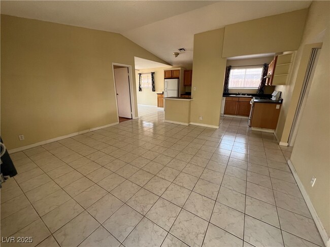 Building Photo - 6430 W Alomar Ave