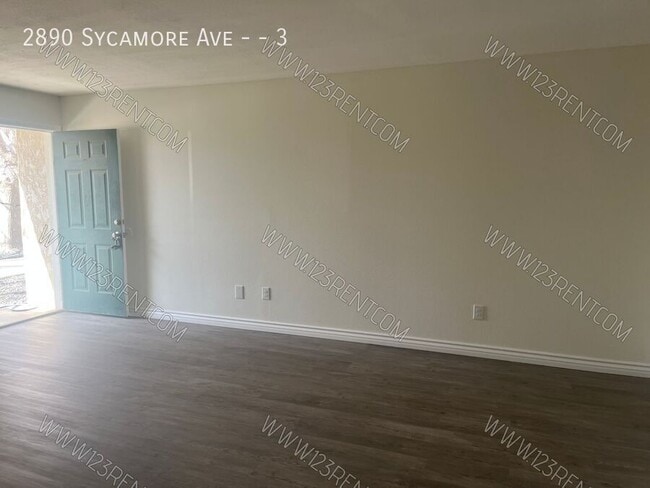 Building Photo - 2890 Sycamore Ave