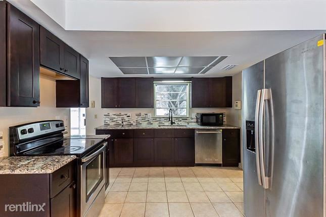 Building Photo - 3 br, 2 bath House - 163 Sandalwood Way