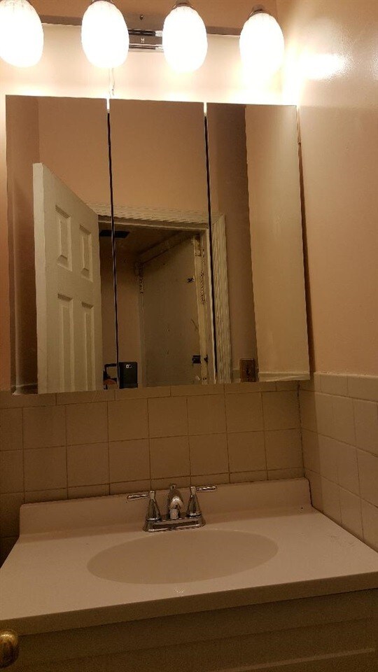 Foto del edificio - 135 St Pauls Ave