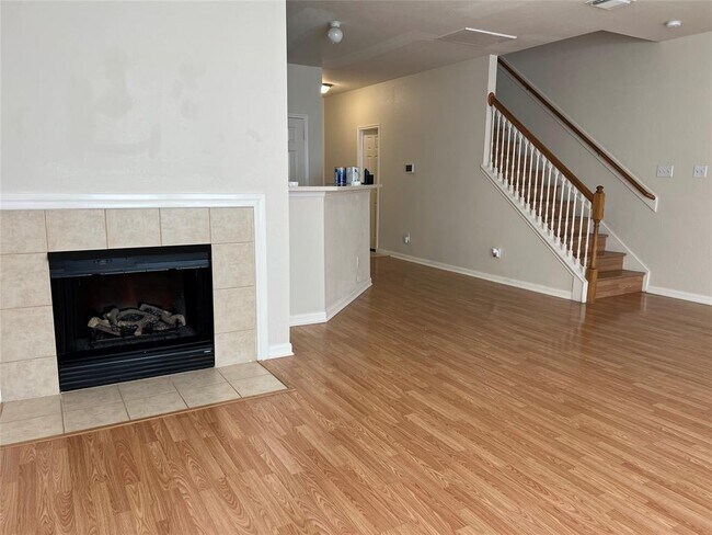 Building Photo - 7922 Barnes Ridge Ln