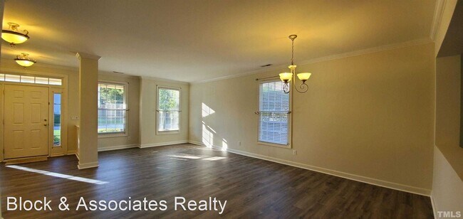 Building Photo - 4 br, 3.5 bath House - 200 Shillings Chase...