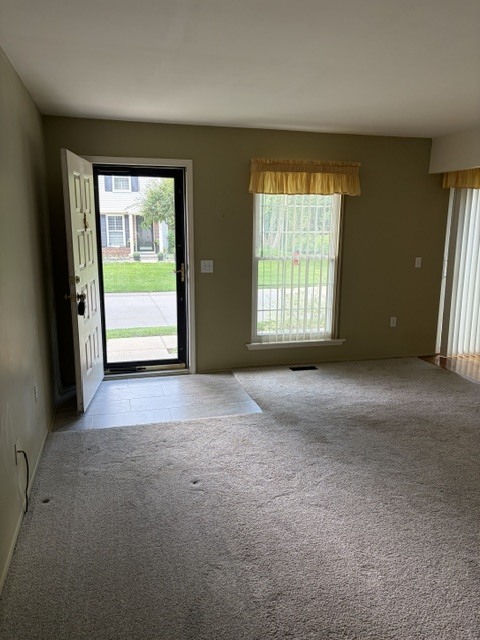 Building Photo - 1412 Hidden Meadows Dr E