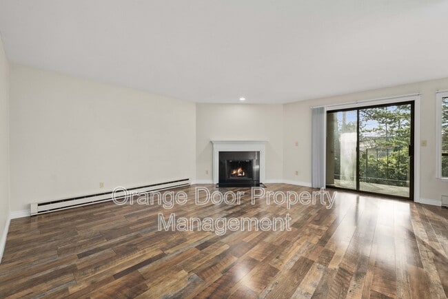 Building Photo - 7304 N Skyview Pl