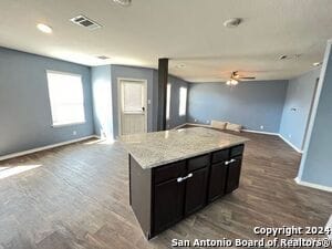 Building Photo - 6530 Tempo Switch