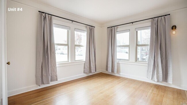 Foto del edificio - Eatons Historic 1 Bed/1 Bath ~ Downtown Petaluma