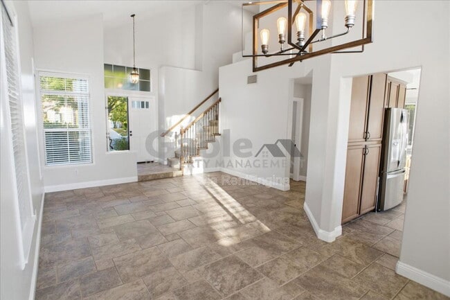 Building Photo - 27523 Wellsley Way