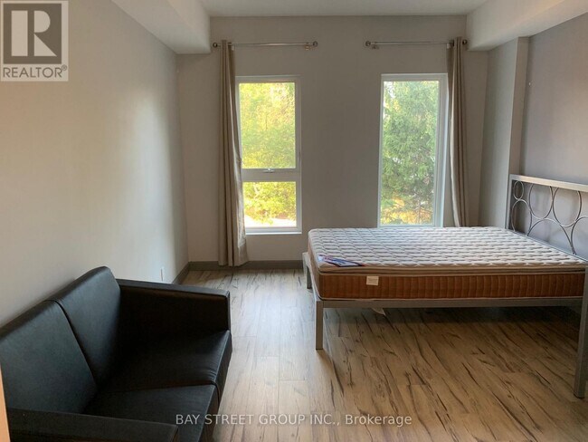 Photo du bâtiment - 77 Leland St