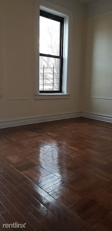 Foto del edificio - 1397 E 2nd St