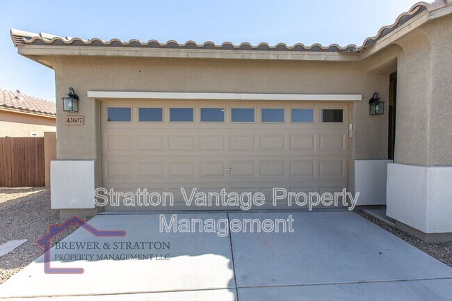 Building Photo - 42607 W Centennial Ct