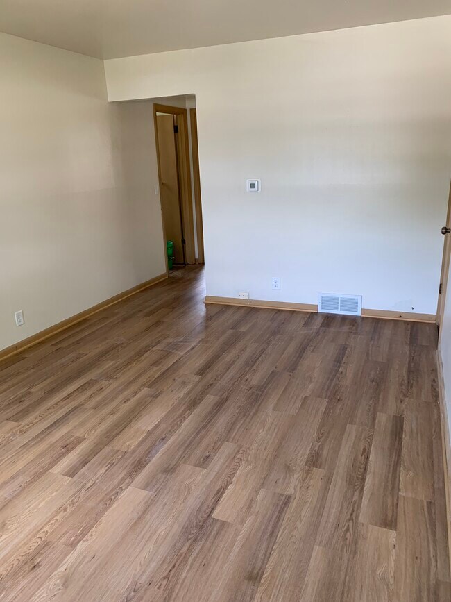 Building Photo - 2057 W Layton Ave