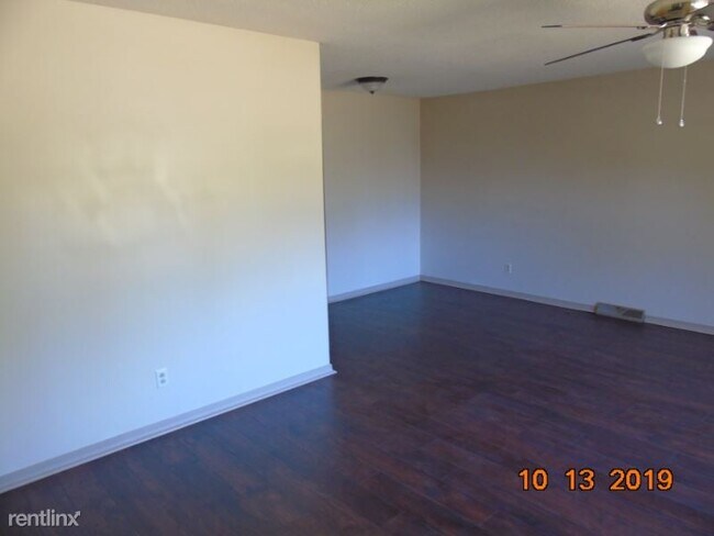Building Photo - 3 br, 2 bath House - 221 South Bridge
