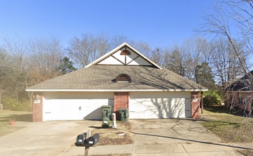 Building Photo - 182 S Ray Ave