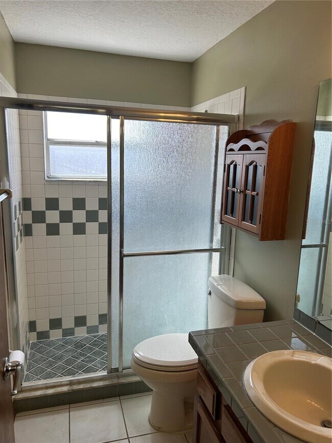 Building Photo - 2435 Kalch Ct