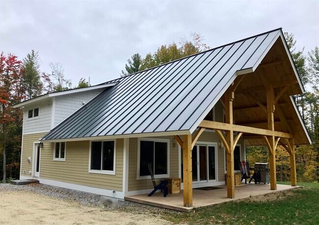 Foto del edificio - 32 New Canada Rd