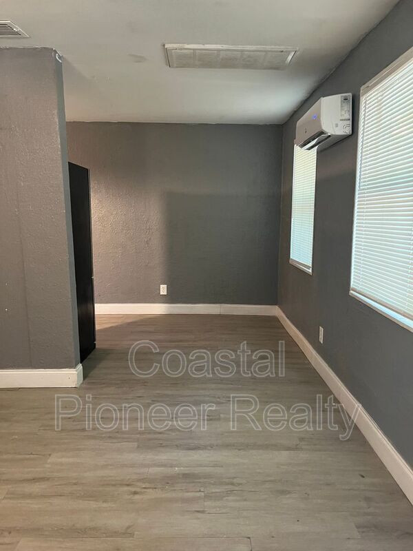 7030 Washington St, New Port Richey, FL 34652 House Rental in New