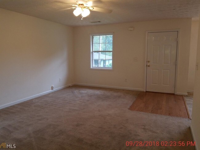 Building Photo - 164 Fairview Rd