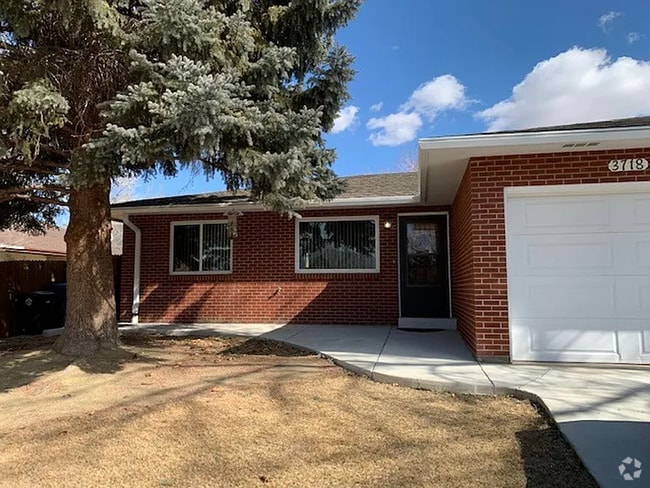 Building Photo - 3718 Findlay Ln
